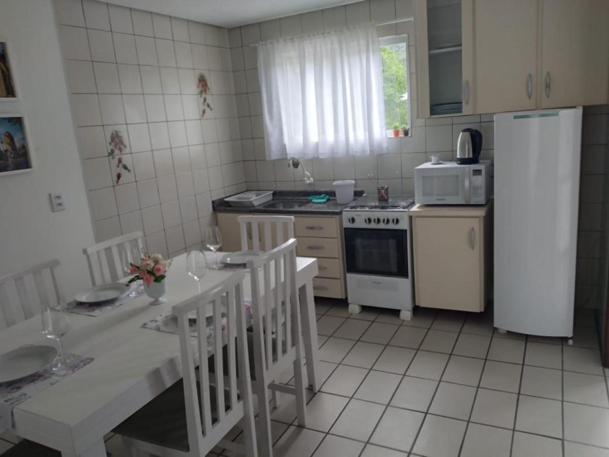 Residencial Pilati Lägenhet Bombinhas Exteriör bild